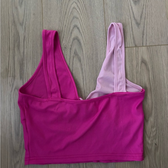 Colorblock Pink Ribbed Crop Top - Picture 2 of 2
